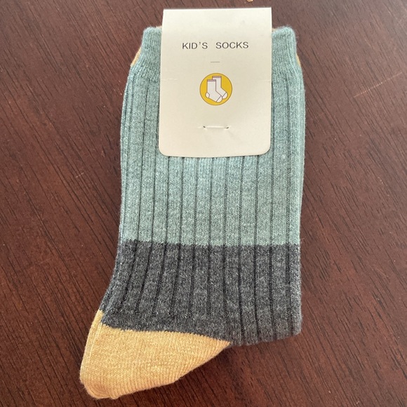 NWT Boys crew socks 6 pack - Picture 8 of 9